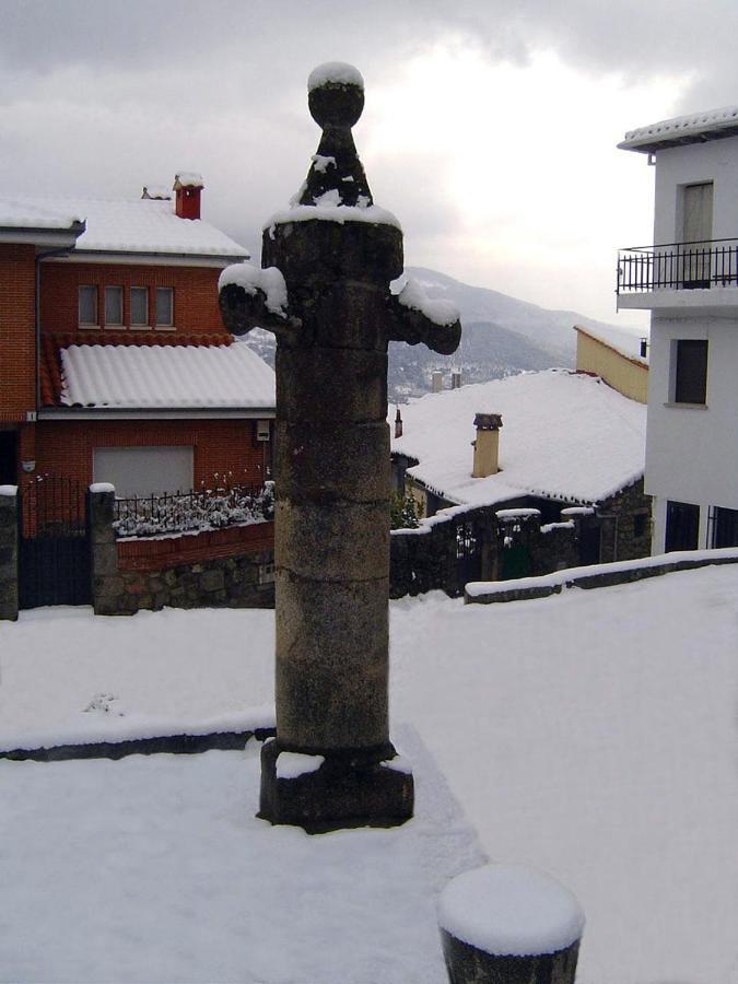 La Calleja Villarejo del Valle Buitenkant foto