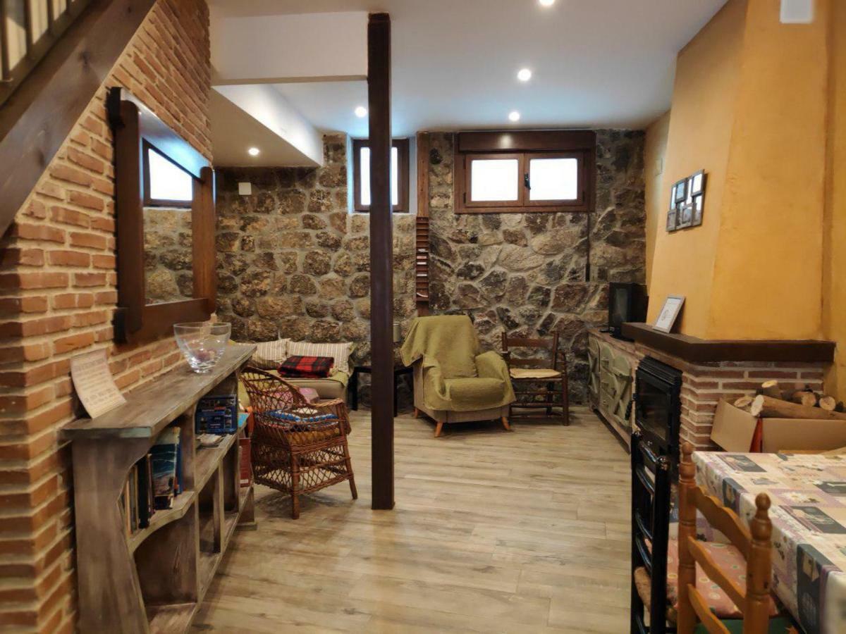 La Calleja Villarejo del Valle Buitenkant foto